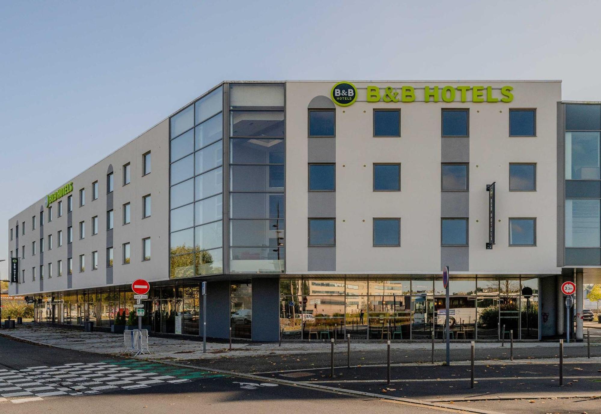 B&B Hotel Maubeuge Gare Esterno foto